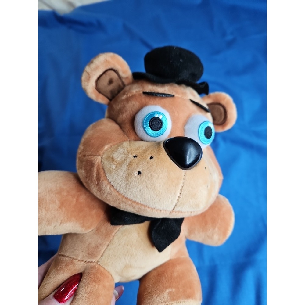 Five Nights at Freddy's Freddy Fazbear Plush Toy 2016 Funko  8" FNAF Embroidered
